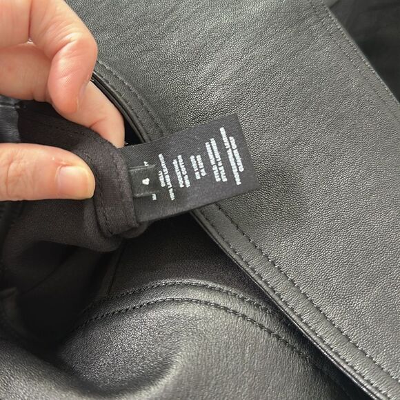 Sold - Picture 3 of 8